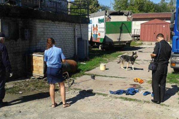 Киевлянин получил серьезные ранения, распиливая болгаркой металлическую бочку Киевлянин получил серьезные ранения, распиливая болгаркой металлическую бочку