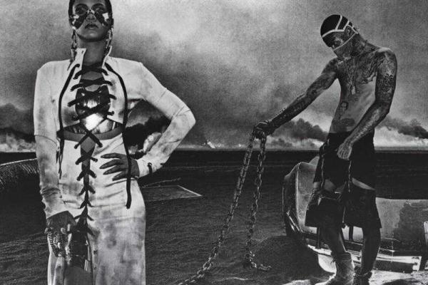 Певица Рианна стала главной героиней оригинальной и впечатляющей фотосессии