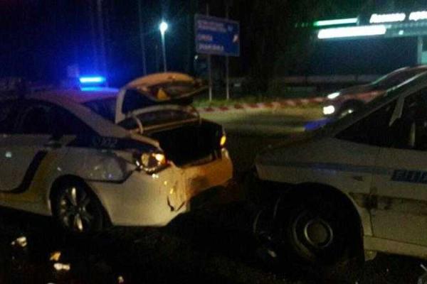 Киевские медики ночью боролись за жизнь девушки-копа, которую сбил пьяный водитель Киевские медики ночью боролись за жизнь девушки-копа, которую сбил пьяный водитель