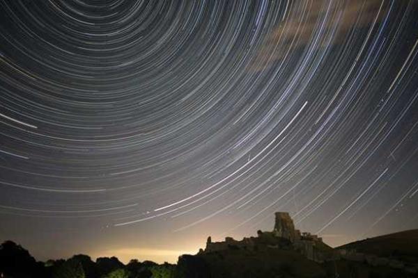 В сети появились снимки самого мощного звездопада Персеиды