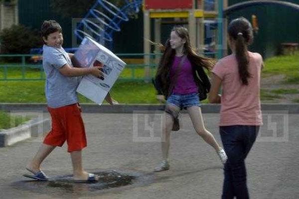 В сети появились фото сына Николая Баскова, с которым он не виделся 10 лет