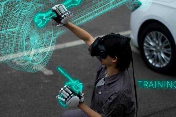 Китайские специалисты изобрели экзоперчатку, позволяющую прикоснуться к виртуальной реальности Китайские специалисты изобрели экзоперчатку, позволяющую прикоснуться к виртуальной реальности