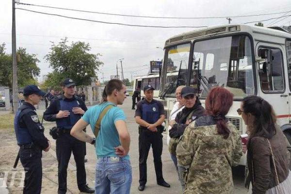 В Киеве в закрытом режиме продолжилось судебное заседание по делу экс-бойцов роты "Торнадо" В Киеве в закрытом режиме продолжилось судебное заседание по делу экс-бойцов роты "Торнадо"