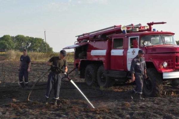 На Черниговщине продолжается ликвидация последствий пожара на торфянике На Черниговщине продолжается ликвидация последствий пожара на торфянике