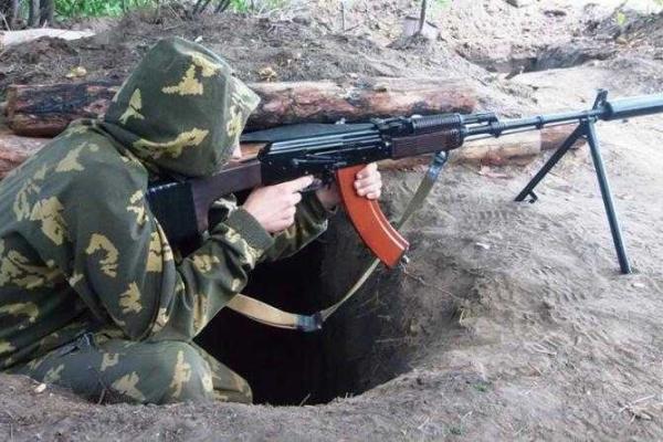 На Луганщине в День военной разведки командование отметило лучших воинов-разведчиков