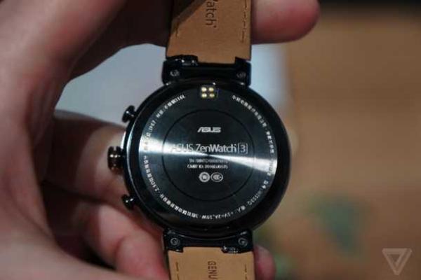 Компания "Asus" представила новинку - "умные" наручные часы "ZenWatch"