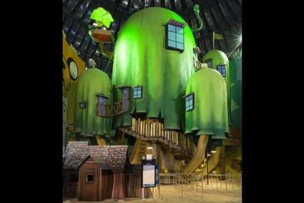 В Дубае открылся самый крупный в мире парк развлечений В Дубае открылся самый крупный в мире парк развлечений