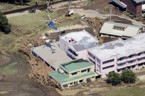 В Японии выросло число жертв тайфуна "Лайонрок" В Японии выросло число жертв тайфуна "Лайонрок"