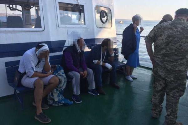 В сети появились кадры спецоперации по освобождения заложников на турецком судне В сети появились кадры спецоперации по освобождения заложников на турецком судне