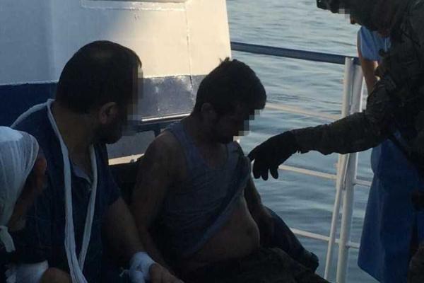 В сети появились кадры спецоперации по освобождения заложников на турецком судне В сети появились кадры спецоперации по освобождения заложников на турецком судне