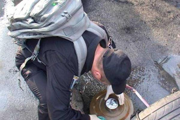 Киевская полиция расследует два уголовных производства по фактам событий под офисом студии "Интер" Киевская полиция расследует два уголовных производства по фактам событий под офисом студии "Интер"