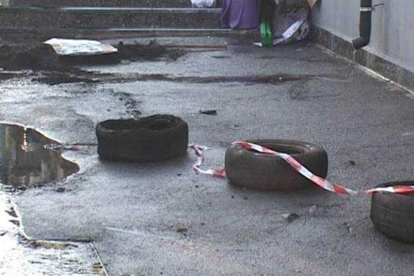 Киевская полиция расследует два уголовных производства по фактам событий под офисом студии "Интер" Киевская полиция расследует два уголовных производства по фактам событий под офисом студии "Интер"