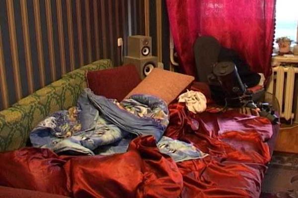 В Киеве мужчина, ограбивший квартиру, убегая попал под колеса грузовика В Киеве мужчина, ограбивший квартиру, убегая попал под колеса грузовика