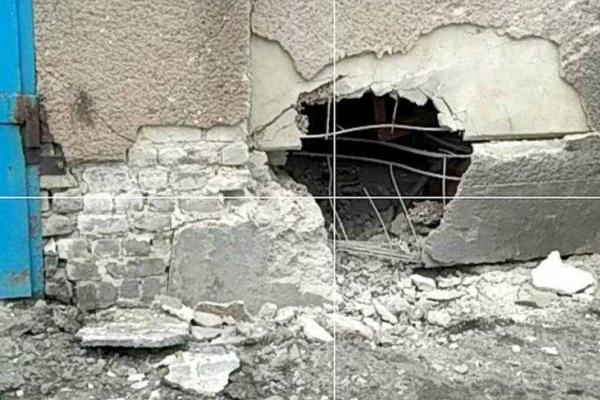 Боевики ведут целенаправленные обстрелы Марьинки: пострадали многоэтажки и административные объекты Боевики ведут целенаправленные обстрелы Марьинки: пострадали многоэтажки и административные объекты
