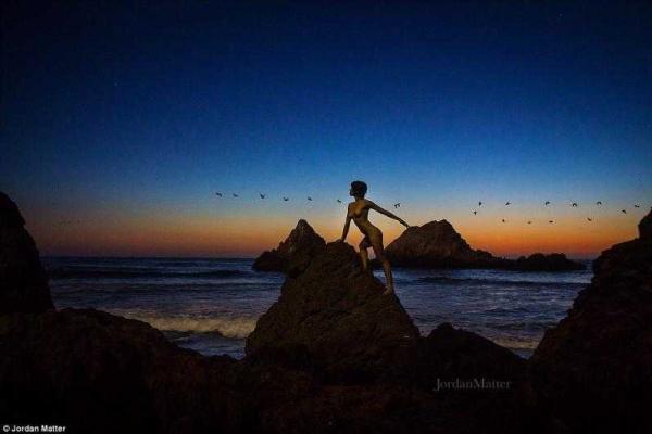 По всему миру балерины разделись для смелой "горячей" фотосессии