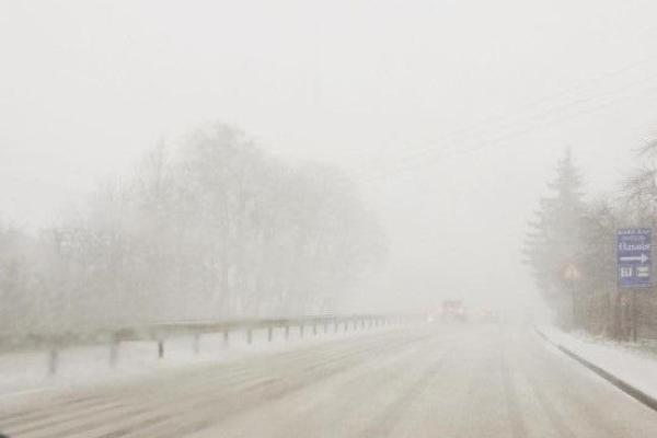 На Львовщину обрушился снегопад На Львовщину обрушился снегопад