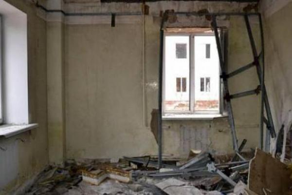 Дончане показали в соцсетях, во что превратилась торгово-промышленная палата Донецка