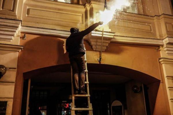 МЗС України заявило протест, вимагая розслідування нападу на український центр у Москві