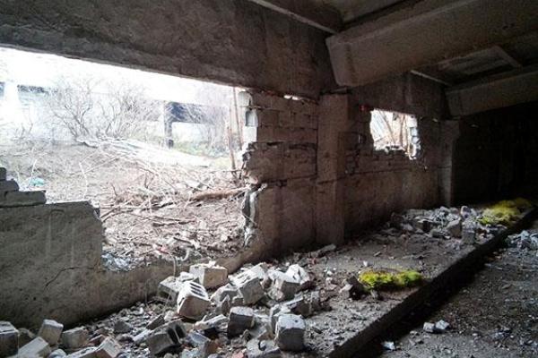 В результате артудара в Новобахмутовке поврежден сельскохозяйственный комплекс В результате артудара в Новобахмутовке поврежден сельскохозяйственный комплекс