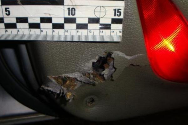 На Закарпатье арестован местный житель, ранивший из автомата офицера полиции На Закарпатье арестован местный житель, ранивший из автомата офицера полиции