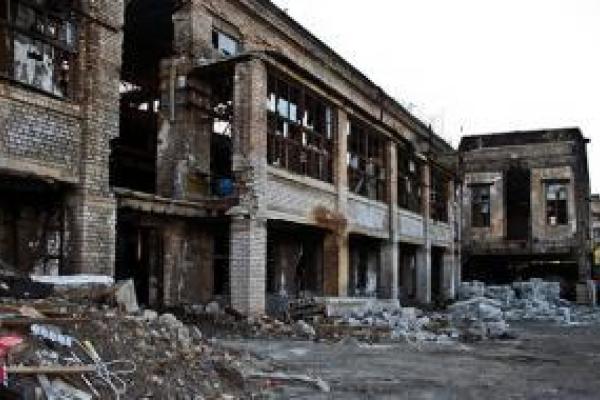 Дончане показали в соцсетях, во что превратилась торгово-промышленная палата Донецка