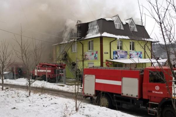 На Київщині сталася пожежа в житловому 3-поверховому будинку На Київщині сталася пожежа в житловому 3-поверховому будинку
