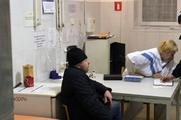 В Ужгороде полиция больше часа ловила пьяного судью на "BMW"