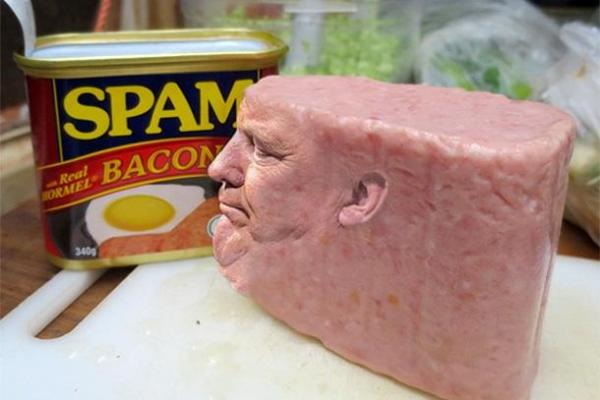 Пользователи Сети жестко высмеяли Трампа. Фотожабы Пользователи Сети жестко высмеяли Трампа. Фотожабы