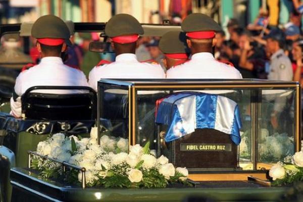На Кубе захоронили прах Фиделя Кастро На Кубе захоронили прах Фиделя Кастро