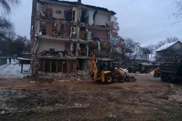 В Чернигове завершены поисково-спасательные работы: в сети появились фото обвалившегося жилого дома В Чернигове завершены поисково-спасательные работы: в сети появились фото обвалившегося жилого дома