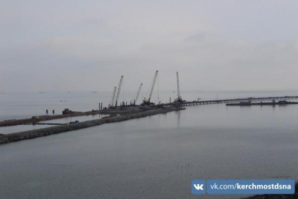 В сеть попали новые снимки строительства Керченского моста В сеть попали новые снимки строительства Керченского моста