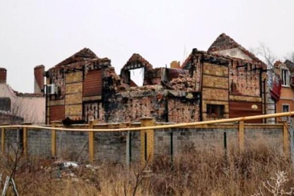 В сети появились снимки разрушенных окраин оккупированного Донецка В сети появились снимки разрушенных окраин оккупированного Донецка