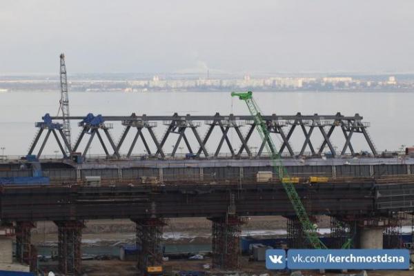 В сеть попали новые снимки строительства Керченского моста В сеть попали новые снимки строительства Керченского моста