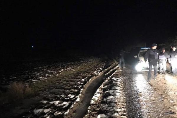 В Ужгороде полиция больше часа ловила пьяного судью на "BMW"