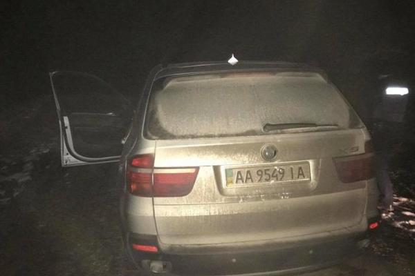 В Ужгороде полиция больше часа ловила пьяного судью на "BMW"