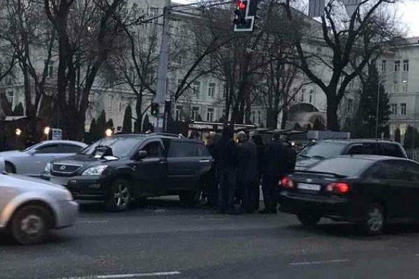 В Одессе за вымогательство крупной суммы от переселенки задержан криминальный "квартет" силовиков В Одессе за вымогательство крупной суммы от переселенки задержан криминальный "квартет" силовиков