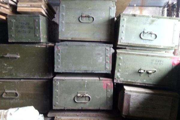 На Донетчине местный житель получил тяжелое ранение, пытаясь разобрать боеприпас На Донетчине местный житель получил тяжелое ранение, пытаясь разобрать боеприпас