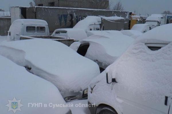 В Сумах вооруженные подростки пытались ограбить склад конфиската В Сумах вооруженные подростки пытались ограбить склад конфиската