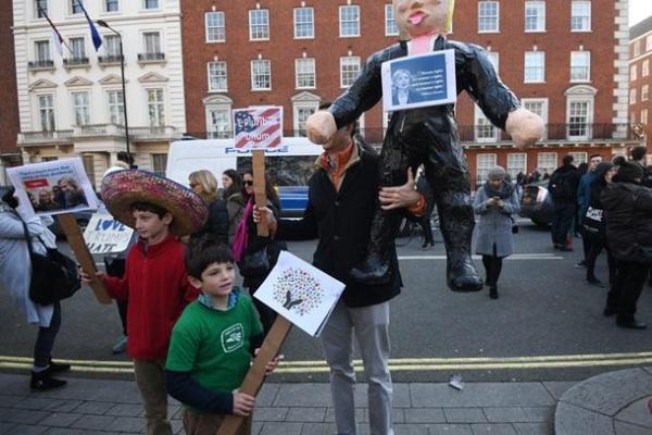 В 600 городах мира прошли женские марши протеста против Трампа