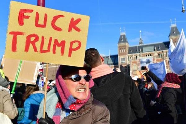 В 600 городах мира прошли женские марши протеста против Трампа