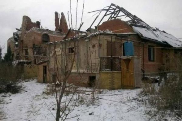 В сети появились снимки из прифронтового поселка Пески: остатки былой роскоши В сети появились снимки из прифронтового поселка Пески: остатки былой роскоши