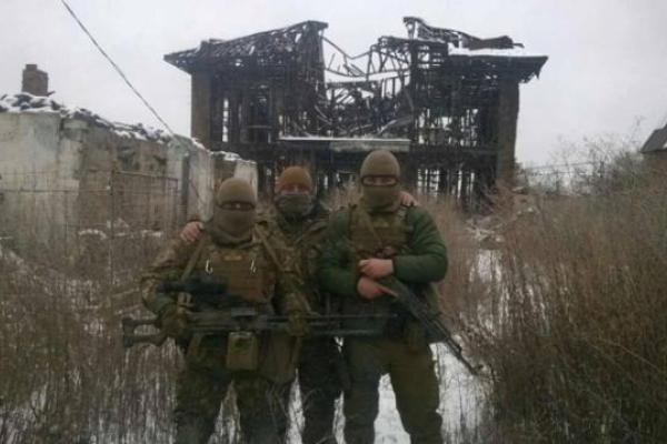 В сети появились снимки из прифронтового поселка Пески: остатки былой роскоши В сети появились снимки из прифронтового поселка Пески: остатки былой роскоши