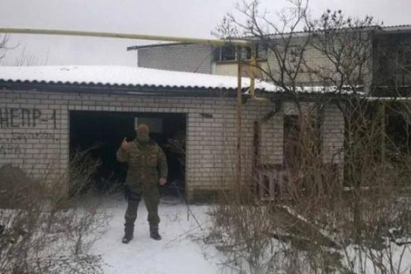 В сети появились снимки из прифронтового поселка Пески: остатки былой роскоши В сети появились снимки из прифронтового поселка Пески: остатки былой роскоши