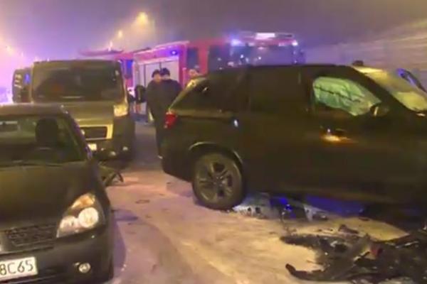 В Польше кортеж министра обороны попал в аварию: 3 человека пострадали