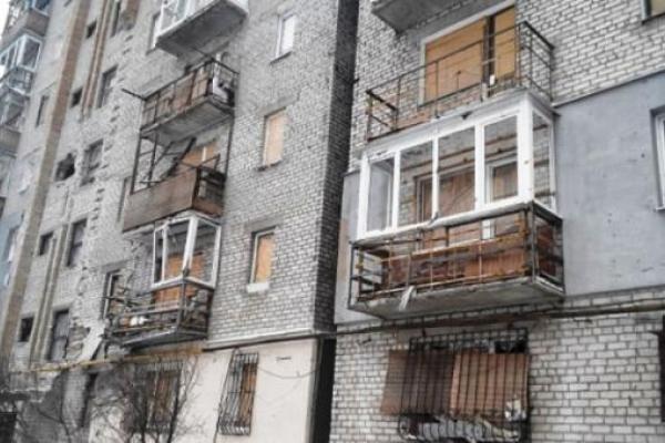 Во что превращается красавец Донецк: фото жутких разрушений в Куйбышевском районе города Во что превращается красавец Донецк: фото жутких разрушений в Куйбышевском районе города