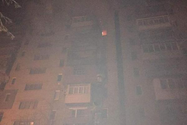 В Стаханове во время взрыва в жилом доме погибла женщина: появились фото и видео с места трагедии В Стаханове во время взрыва в жилом доме погибла женщина: появились фото и видео с места трагедии