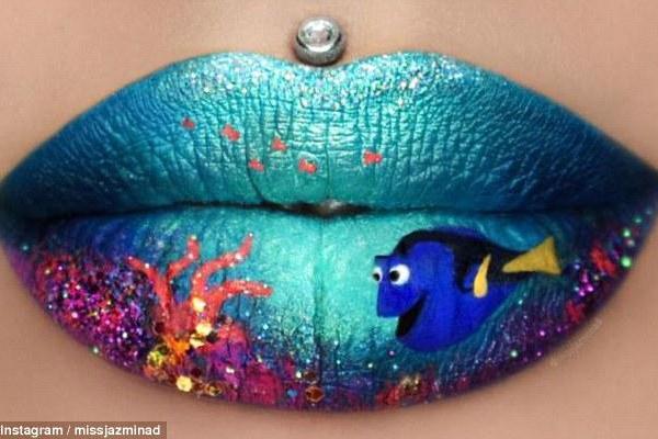 В Австралии визажист создает на губах целые картины