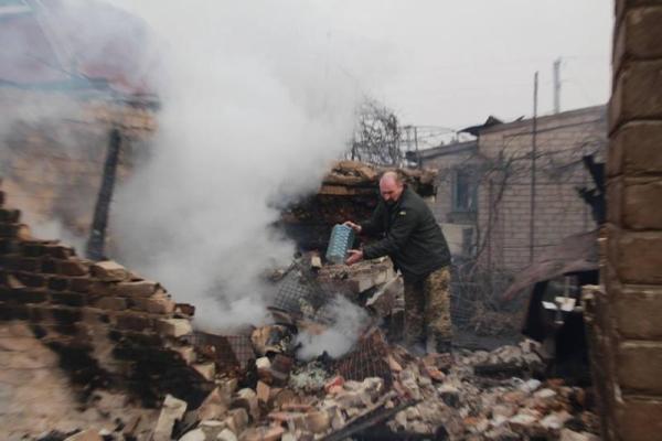 Жуткие последствия обстрелов прифронтовой Авдеевки: появились новые фото