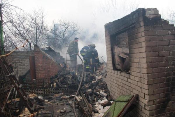 Жуткие последствия обстрелов прифронтовой Авдеевки: появились новые фото