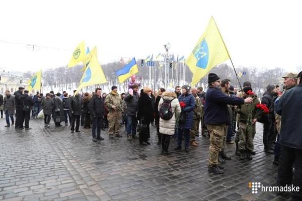 В Киеве состоялся марш памяти героев Небесной сотни и народное вече В Киеве состоялся марш памяти героев Небесной сотни и народное вече